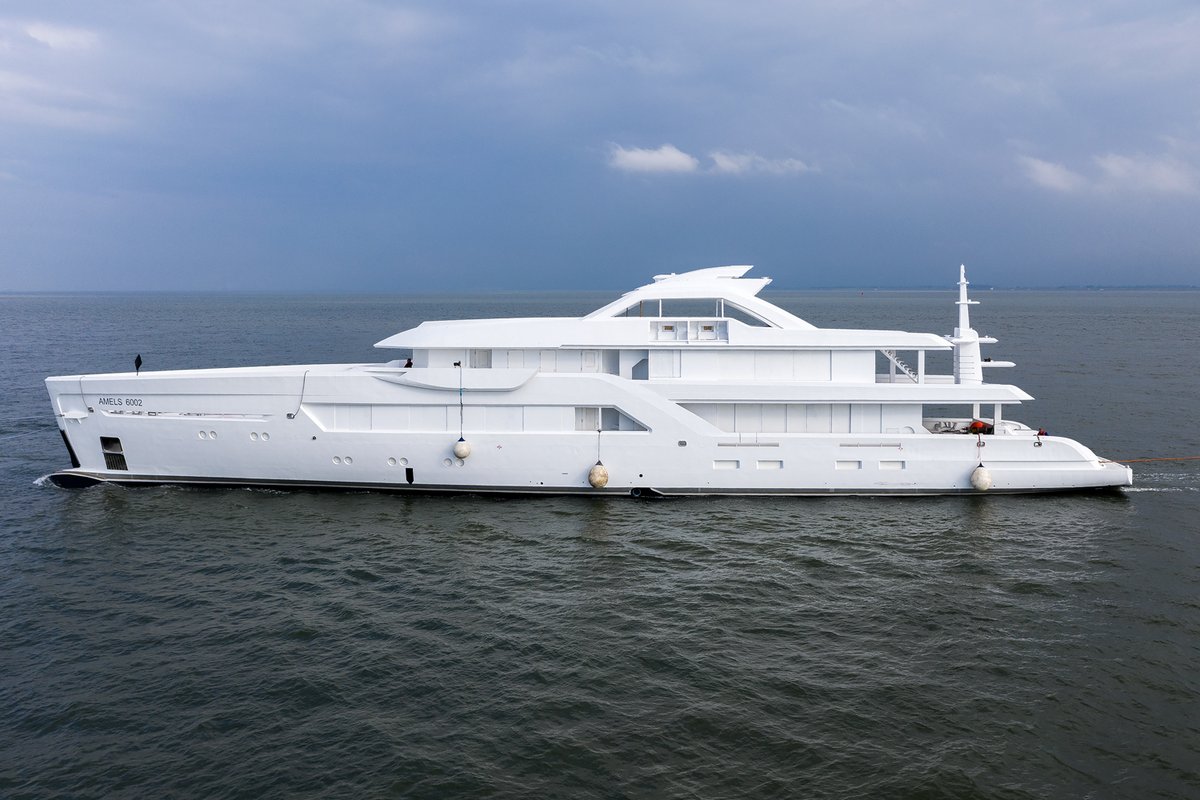 Dutchyachting's tweet photo. The first arrived last January and the second #Amels60 arrrived yesterday. The 60m / 197’ hull was pictured prior to her arrival at #DamenYachting in #Vlissingen. Photos by @maritimephoto. https://t.co/2Si9DUkv9d