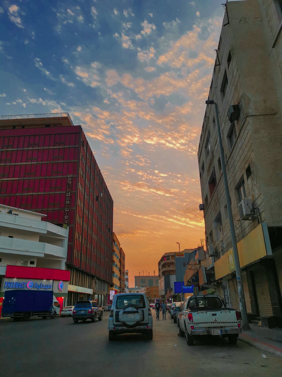 منضر غروب غرامي و باقي المعشوق 🌚♥️