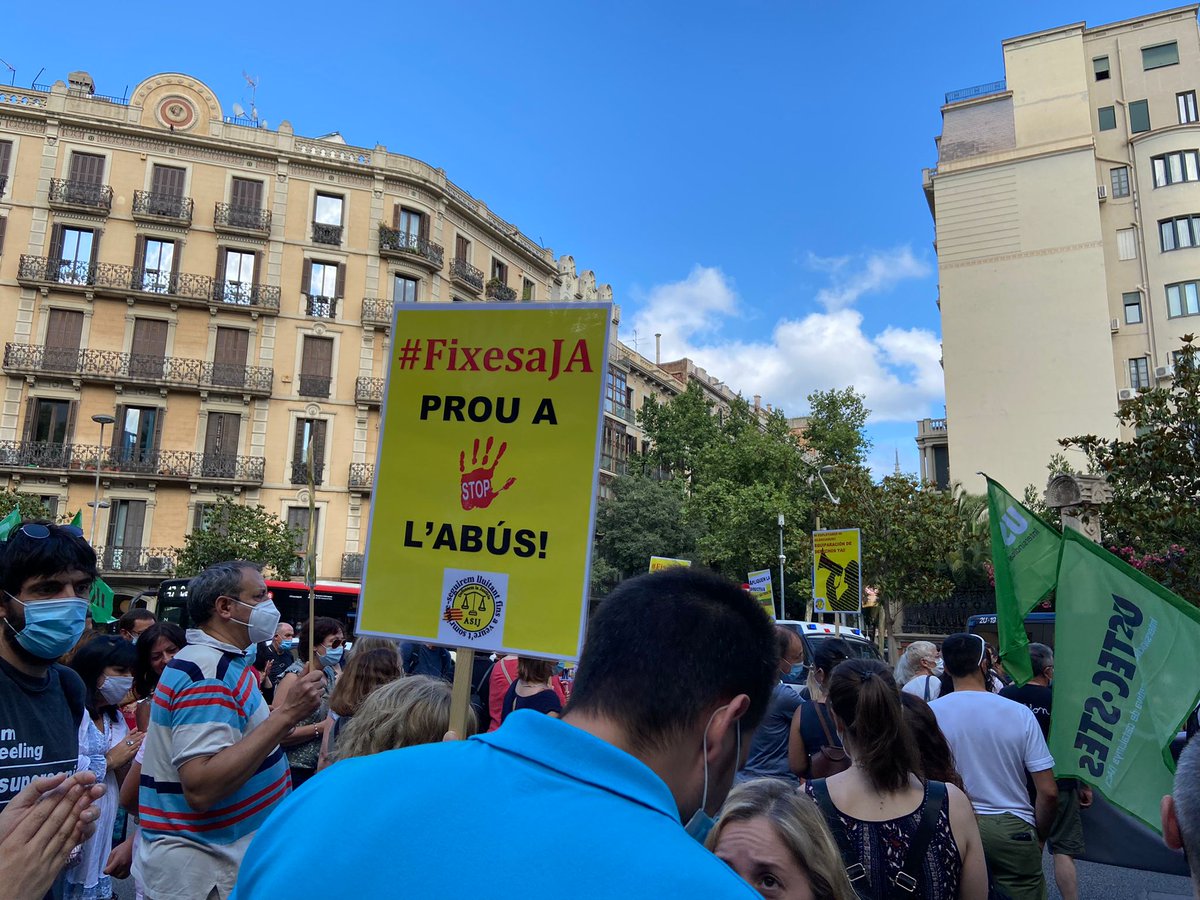 Interins/es i laborals en frau! tweet media