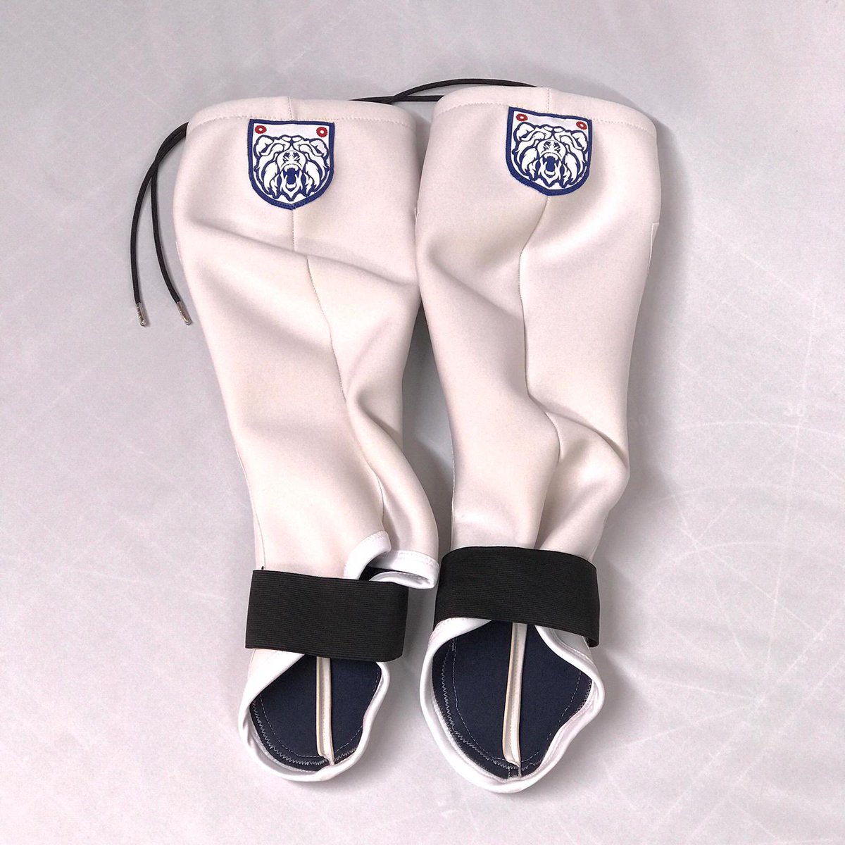 PeteDunneYxB's tweet image. With England through to the finals I’ve decided to auction my euros inspired gear from Takeover In Your House with all proceeds going to Acorns Children’s Hospice in the West Midlands UK @AcornsHospice
The auction will be up for the next 5 days
ebay.com/itm/3535692484…