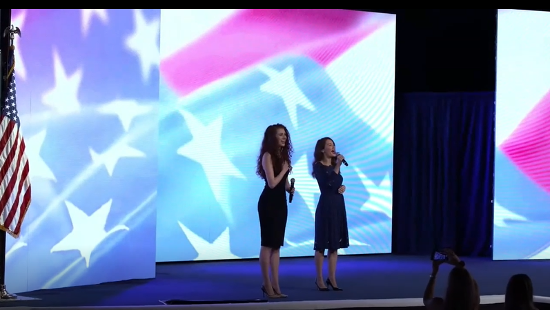 RealAmVoice's tweet image. Real America's Voice correspondent, 
@AmandaHead sings the Star Spangled Banner at @CPAC 2021. 

Watch here:  rumble.com/vjo87t-amanda-… #CPAC2021
