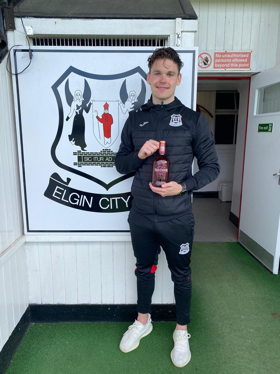 ElginCityFC's tweet photo. RED DOOR MOTM

Our Gordon &amp; MacPhail Whisky Red Door Gin MOTM today was our GK Daniel Hoban who pulled off some cracking saves!

Thanks to Andrew McKenzie for voting 

🤩🖤 https://t.co/g4Yo9fZXR9