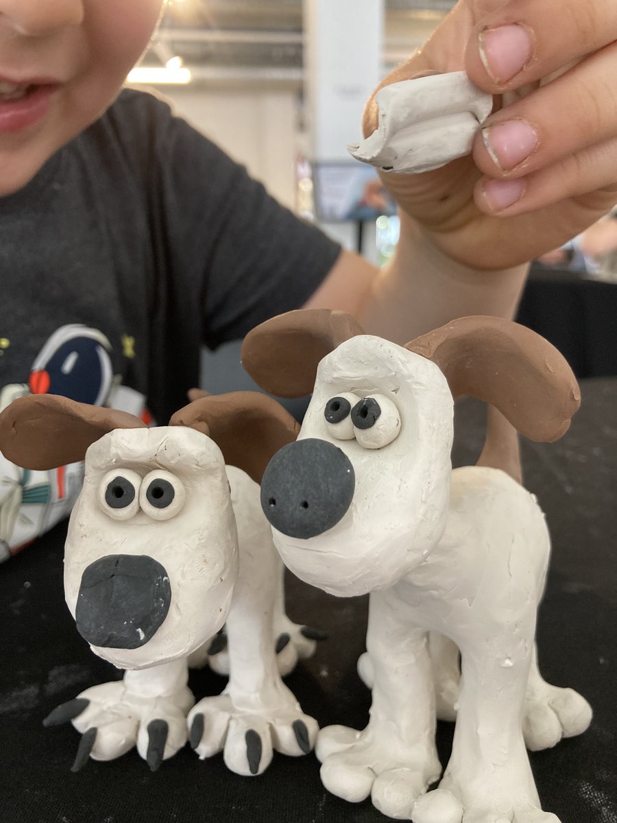 plamennap's tweet photo. Making our own Grommits is the best way to celebrate this pinnacle of claymation - thanks to Aardman Model Making Workshop #aardman https://t.co/3aHR6FZqXd
