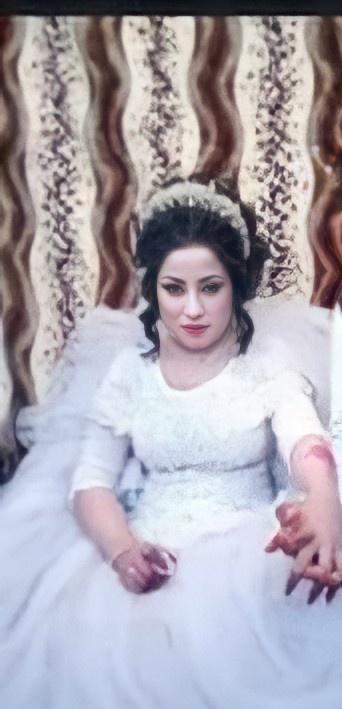 Ahmeeddd44's tweet photo. - هختم بصورتها. 13 سنة كانت أو 16 أو 26 تظل روح بريئة. أتولدت وسط وحوش عارفين ان مفيش عنده�� قوانين وإنهم حاطين شرفهم في أعضاء الإناث ، بصوا لصورتها كويس.. هي اتقتلت مرتين. مرة لما اتجوزت بيدوفيلي قتل طفولتها ولما هربت وقتلوها في أبشع فيديو ممكن الإنسان يشوفه

#حق_فتاه_الحسكه https://t.co/xxOq8ltXKV