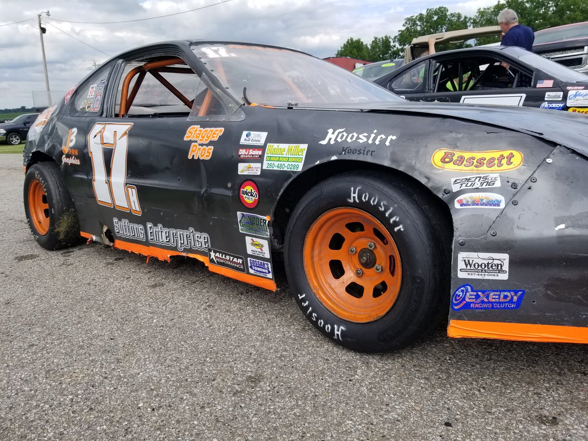RacingAmerica's tweet photo. #5 Brett Smith, #27 Bo Hoelscher, #7 Jason Deitsch, #17h Jeremy Hargis with the VCTS #VoresCup tonight at the @AngolaSpeedway
https://t.co/4wM3Ri8W7o https://t.co/na78jiJLJX
