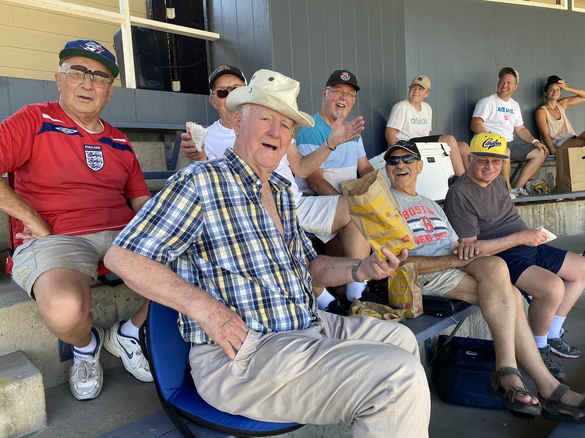 TrailOrioles's tweet photo. Bleacher Creatures and Trail legends… Moffat and the boys eatin some burgers🍔🍔🍔 https://t.co/cAD8q4qXAw