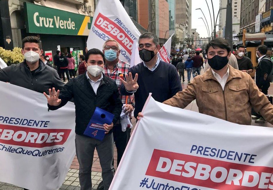 PRIMetro's tweet image. Nuestro candidato presidencial @desbordes junto a nuestro presidente @rcaramori en Antofagasta dando a conocer nuestras propuestas para el #chile que queremos, además estamos en distintos lugares del país #vota4 #desbordespresidente #juntosganamos