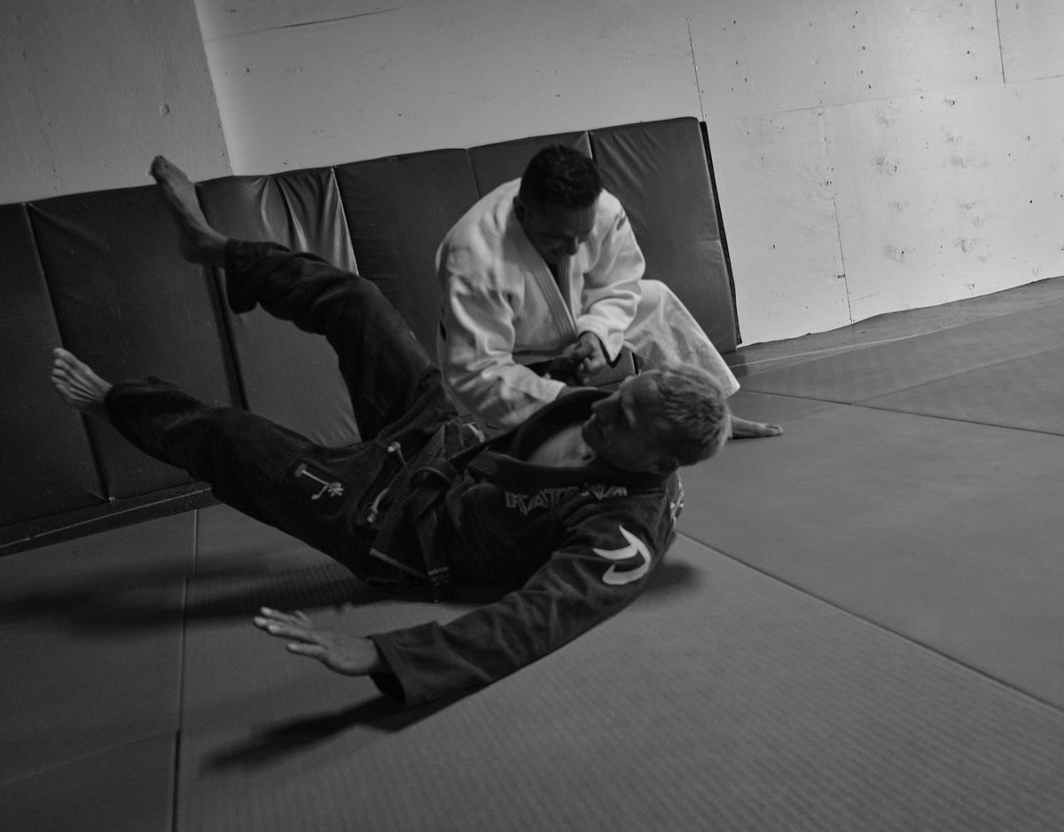 Bobdahm_'s tweet photo. @_vinpuc Here are a few I captured during a sparring session https://t.co/Kcn384JIgS