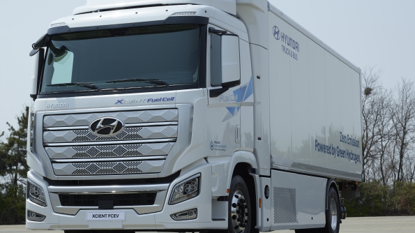 Hyundai's tweet image. Last year, @Hyundai_Global shipped the first 10 units of the #HyundaiXCIENT, the world’s first mass-produced #fuelcell heavy-duty truck, to Switzerland. #ProgressforHumanity