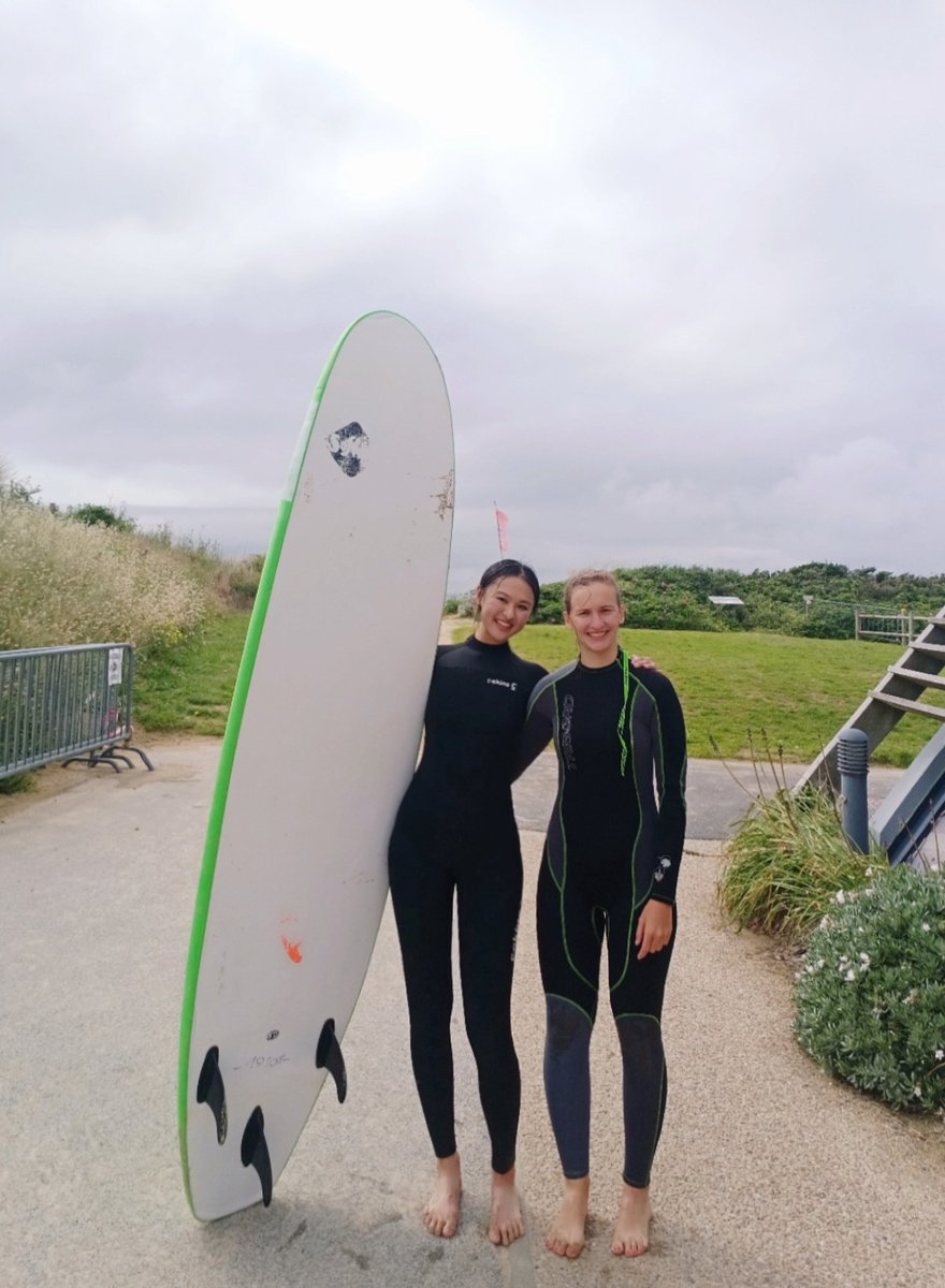 kayo_yin's tweet photo. Preparing @emmaldry for her UCLA PhD 🌊🏄‍♀️☀️🌴 https://t.co/rpAmMEVmZv
