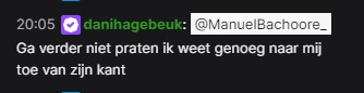 ManuelBachoore's tweet photo. We hebben hier te maken met de beste speler van Nederland die geschiedenis heeft geschreven door als enige 2 fut cups te winnen (uberhaupt een fut cup) die aan het spelen is voor een WK spot. Tijdens de game wordt er in de chat openbaar gejuicht voor de tegenstander.Ongeloofelijk https://t.co/7pXRGjHQfe