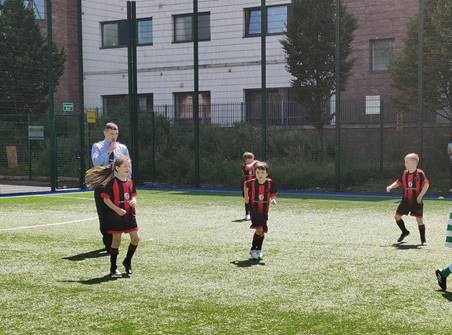 Earlier today, Community Gardaí from Store Street helped celebrate the relaunch of the U8, U10 and U12 football leagues that took place in Sheriff Street. 

The Garda Band marched out the kids teams onto the pitch &amp; Community Gardaí took part by refereeing some of the games.