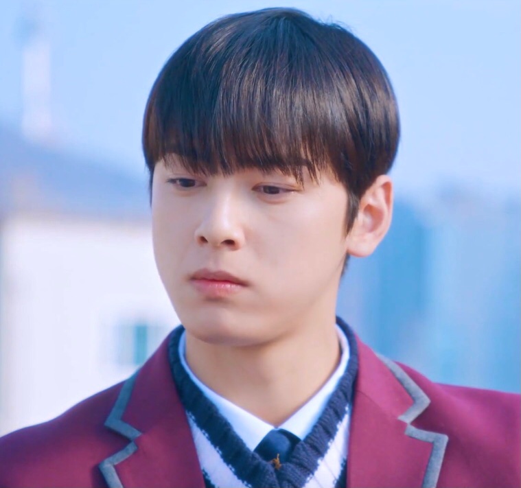 hourly eunwoo tweet media