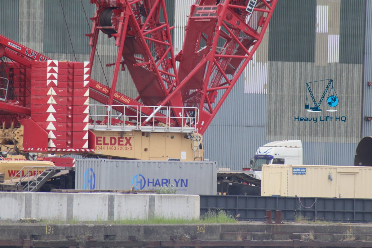 HeavyLiftHQ_'s tweet photo. Operations on quay.
#HeavyLift #HeavyTransport #Osbit
@Osbit @WiltonSite #Weldex #Harlyn #Cranes #Wilton #PortClarence https://t.co/qbauTu31rY