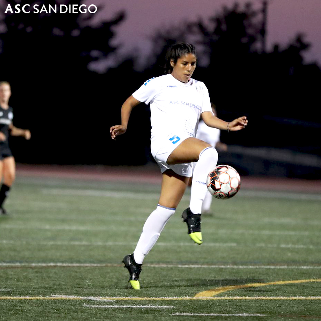 ascsandiego's tweet image. When you have an amazing photographer who gets on the road with your team to their final game of the season 😎📸 @DavidFrerker 

⚽️ #ASCSD vs. Breakaway FC {{ @WPSL }}