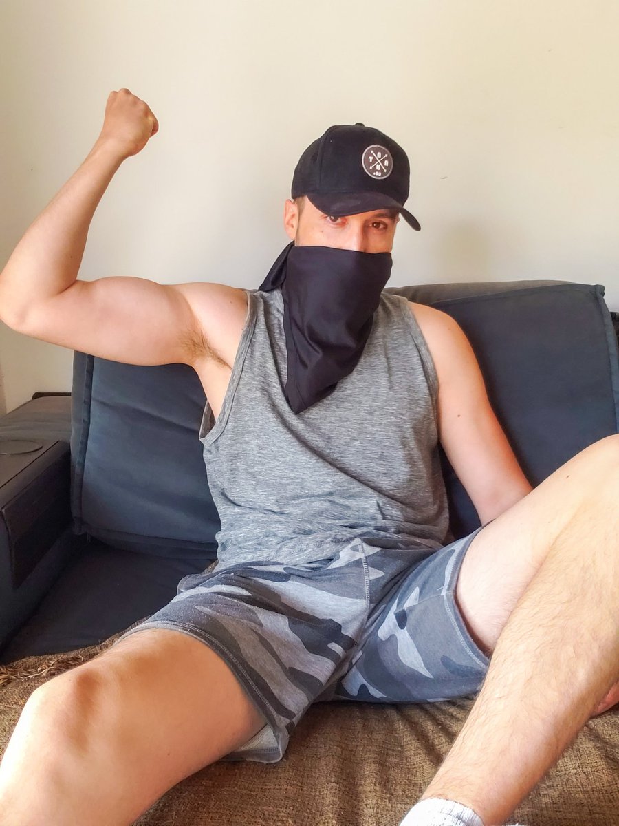 masked_tom's tweet photo. Armpit Saturday 👌 https://t.co/IKt2fQaael