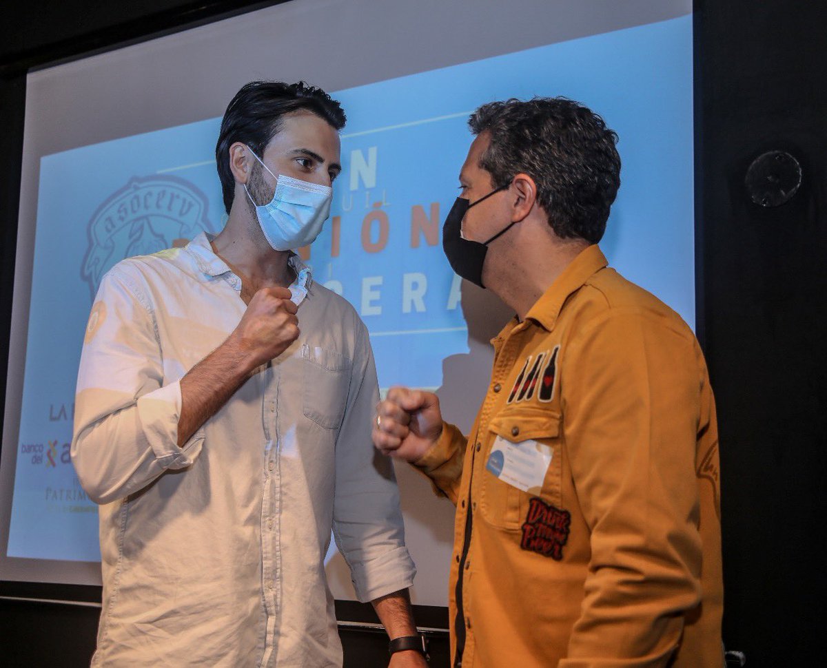 TurismoEc's tweet photo. Esta mañana, autoridades de @TurismoEc asistieron al panel sectorial junto a la Industria Cervecera Ecuatoriana. Se manifestó la intención de colaborar con el sector gastronómico al cual pertenecen y que tiene un importante rol en el desarrollo turístico del país 🇪🇨. https://t.co/gGsA0grRUp