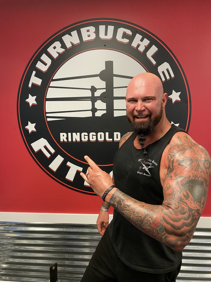 The_BigLG's tweet photo. dangly in the brother gym, but #brothershit to ensue tonight in Ringgold, GA TONIGHT!! @lariatoproga #SummerSizzlerSeries @impactwrestling @themattcardona @gottagetswann @thejohnskyler @franciscociatso @airparris33 @KillLutherKill https://t.co/Y7ajuMeiAp