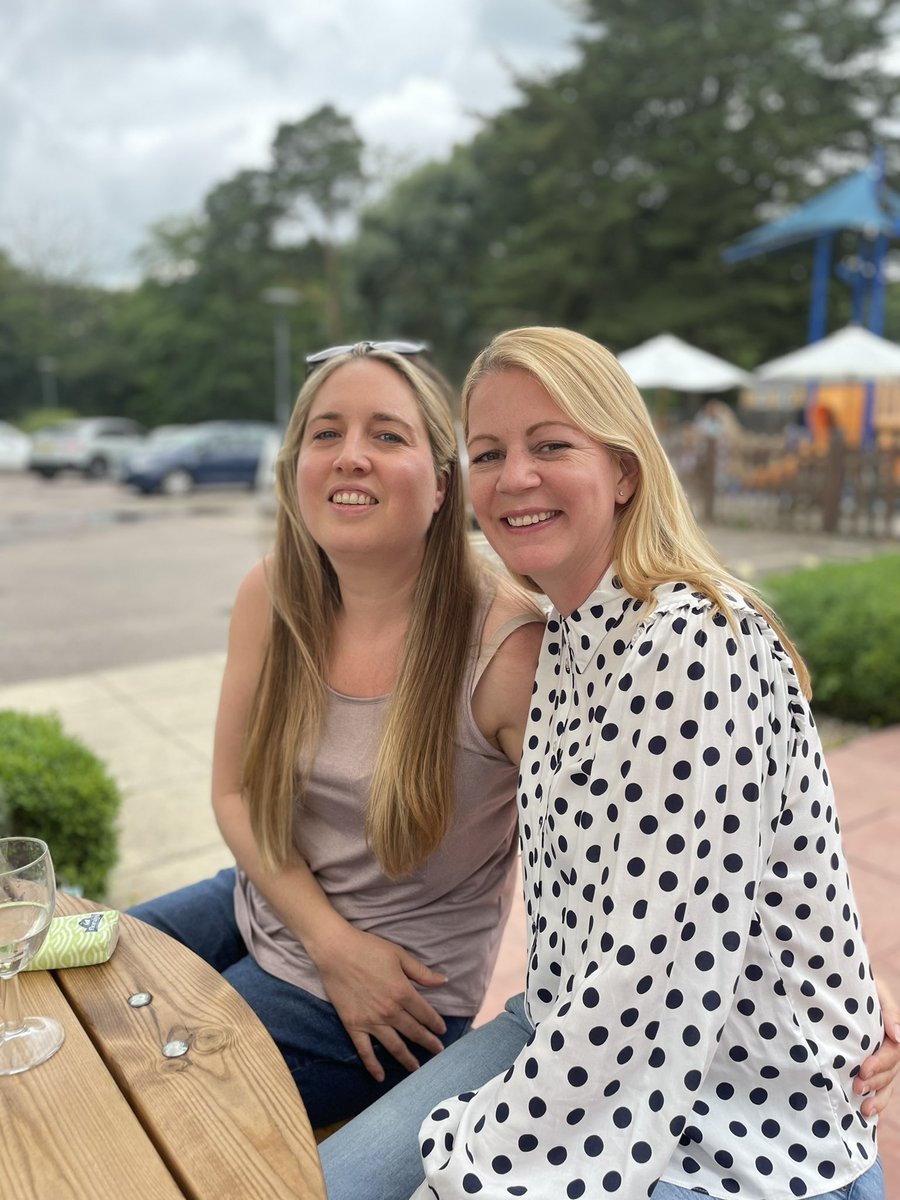 CEB2920's tweet photo. Pre Birthday drinks with my besties🥰 Very chilled and quiet for us🙈😅 #Gettingold #toosensible #ItsComingHome Kids kept us in check 😂 https://t.co/vOjPErHZm6