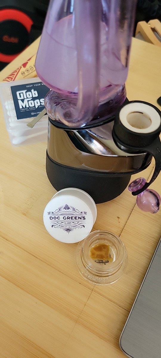 spliffpotcast's tweet photo. Happy 7/10 y'all!!

I'm enjoying my Saterrlday the solventless way 😏

#docgreens https://t.co/BM23cxQvt1