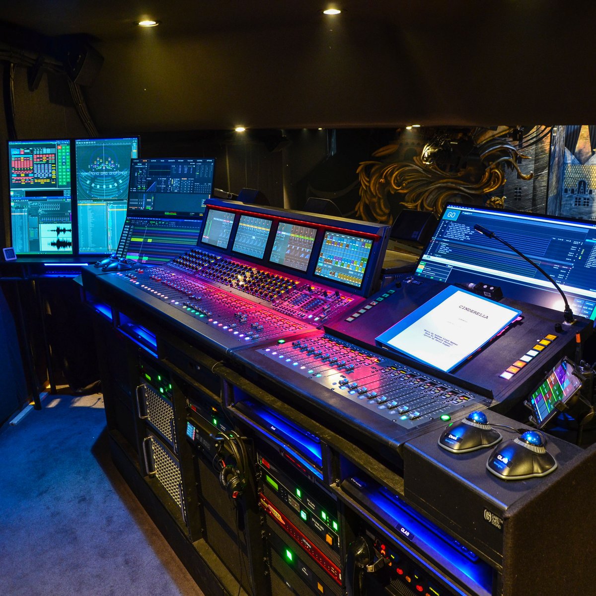 🎚️ Cinderella London Mix Position

📷 instagram.com/garethowensound
▶️ avid.com/s6l

#garethowen #cinderella #musical #london #livesound #avids6l #venue #s6l #avid #iamavid