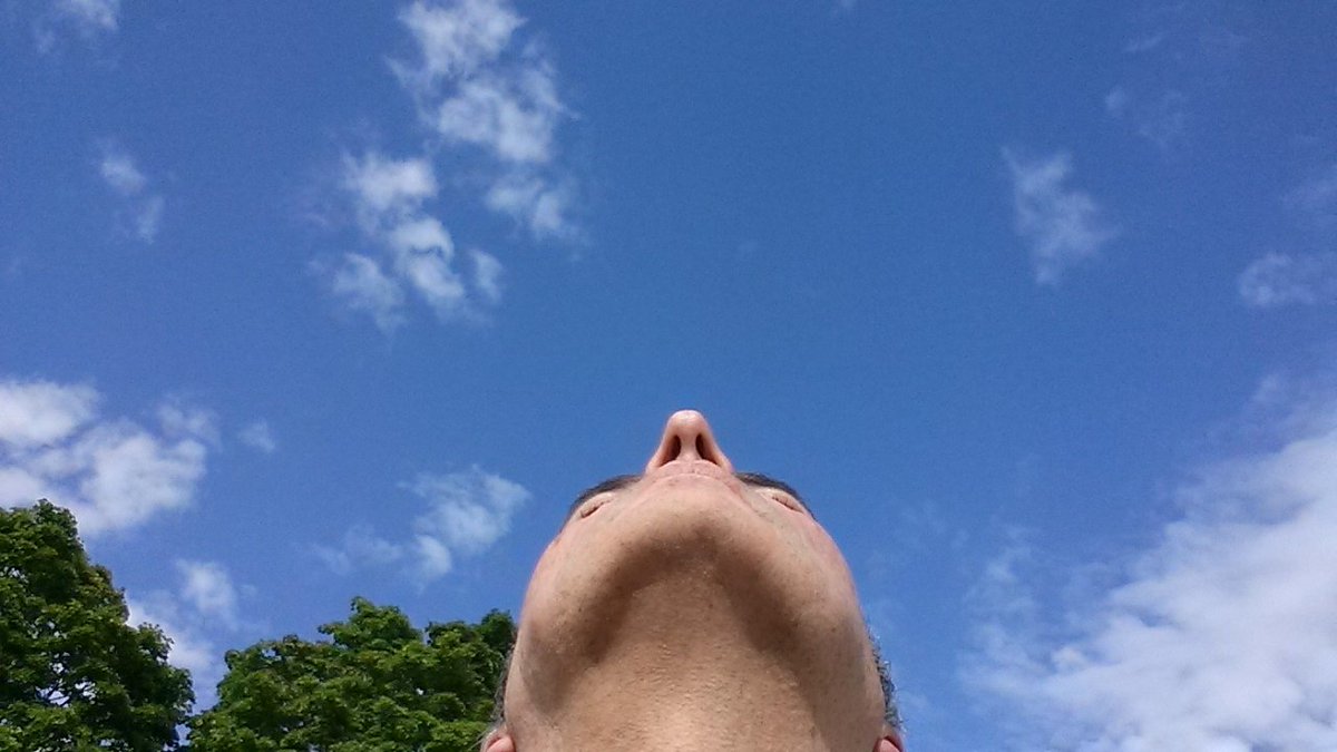 ronald_lavallee's tweet photo. Catching some rays today!
#Blue Skies #pointynose https://t.co/Hu7ijWq0f6