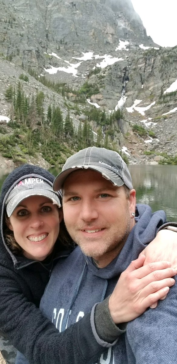 My husband surprised me with a hiking  trip in Colorado for finishing up my Specialist degree in administration. My final grades were posted today so I can now say I have OFFICIALLY completed my degree and am celebrating like crazy ❤️