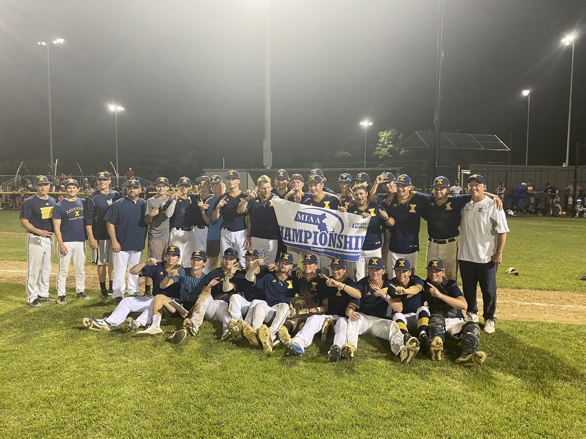 Xaverian_Hawks's tweet photo. Your D1 South Baseball champions! Congrats guys! https://t.co/tNwc8sA3U6