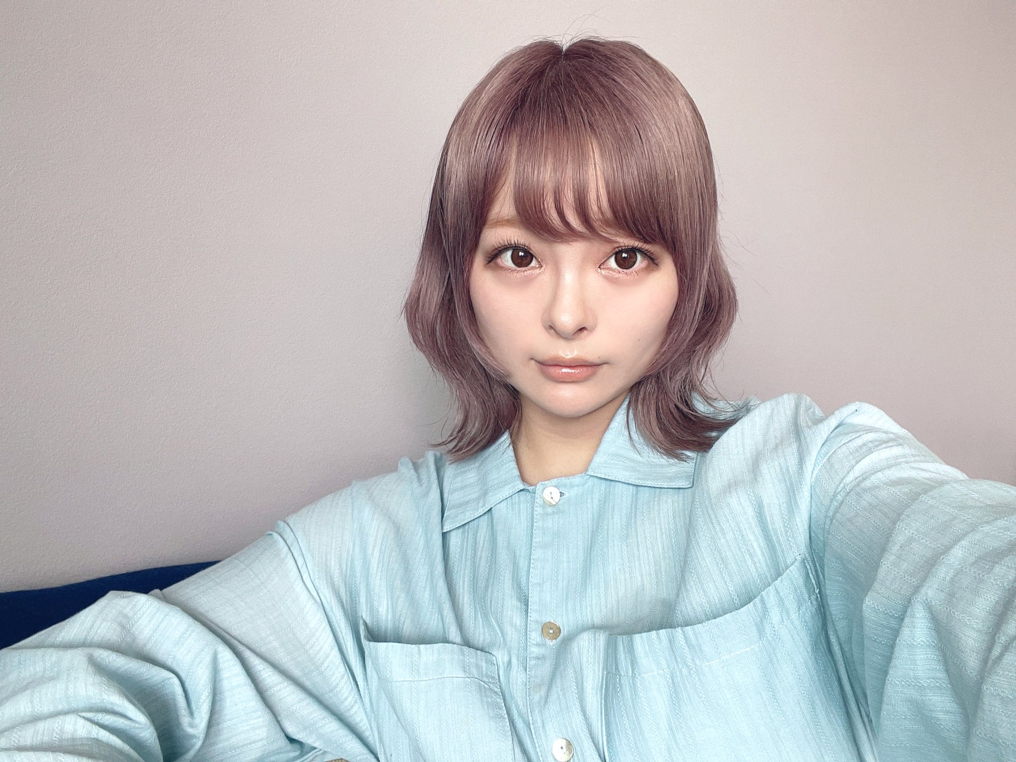 きゃりーぱみゅぱみゅ 思い立って自分で姫カットにしました 外はねにするのがポイントです うす きゃりーぱみゅぱみゅ 思い立って自分で姫カットにしました 外はねにするのがポイントです うす