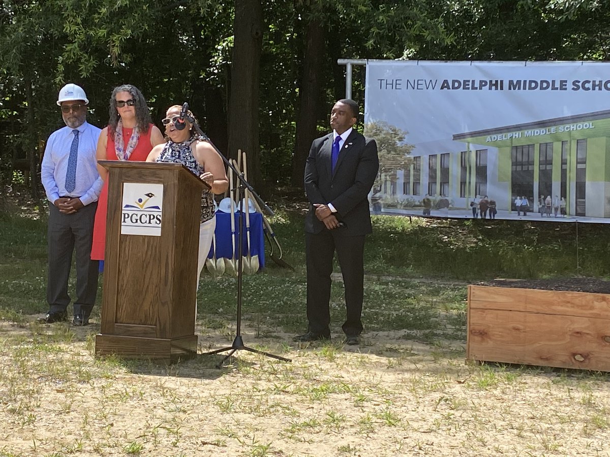 pam4pgcps's tweet photo. The @pgcps New Adelphi Middle broke ground today! While we say hello to 1,200 new MS seats in two years, we also say goodbye to the Adelphi Elem building that holds so many cherished memories for students and staff. Thank you Principal Hill and student Dulce for your remarks! https://t.co/1zpLw7xR76