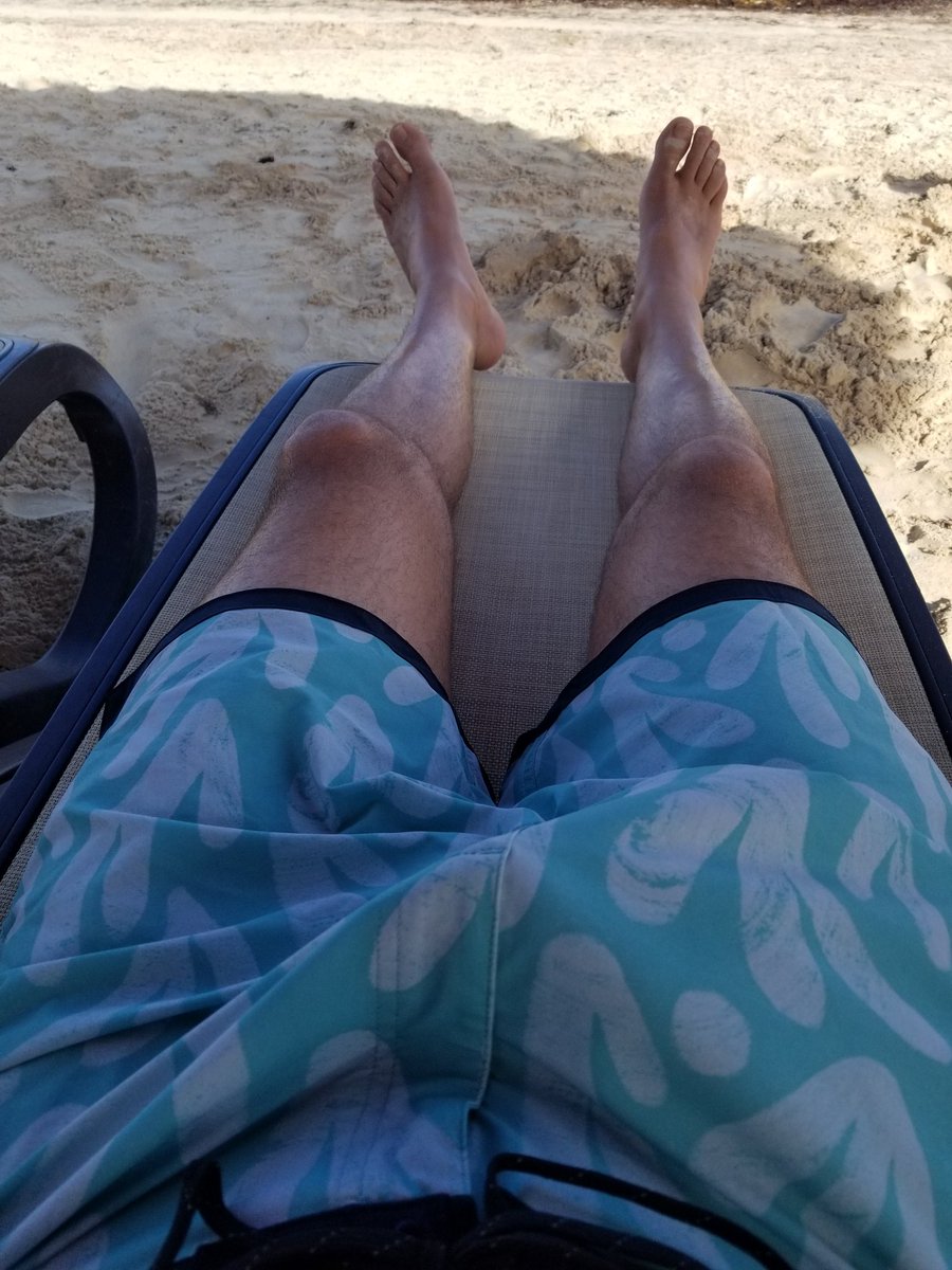 MrMommyX's tweet photo. Final day of vacay!
#mrmommyx #subhubby #fithubby #submissive #spoilher #denied https://t.co/0t2bXWQxdX