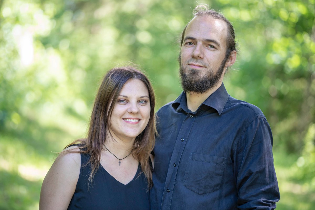 TUESILV's tweet image. “Es iesaku uz lietām paskatīties no citas puses, iedomāties un iztēloties.“ Mēbeļu audzētājs Uldis Šmits #TUESILV #NVOCovid2021 tuesi.lv/bus-vienradzis/