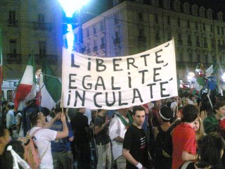 prinxesschia's tweet photo. L'Italia è una repubblica democratica basata sull'odio verso la Francia. Nulla ci unisce come popolo quanto l'odio verso la Francia.
#FranceSuisse #Francia #FRASUI #fra #FranceSwitzerland #FRASWZ https://t.co/qYH7vaIOQm