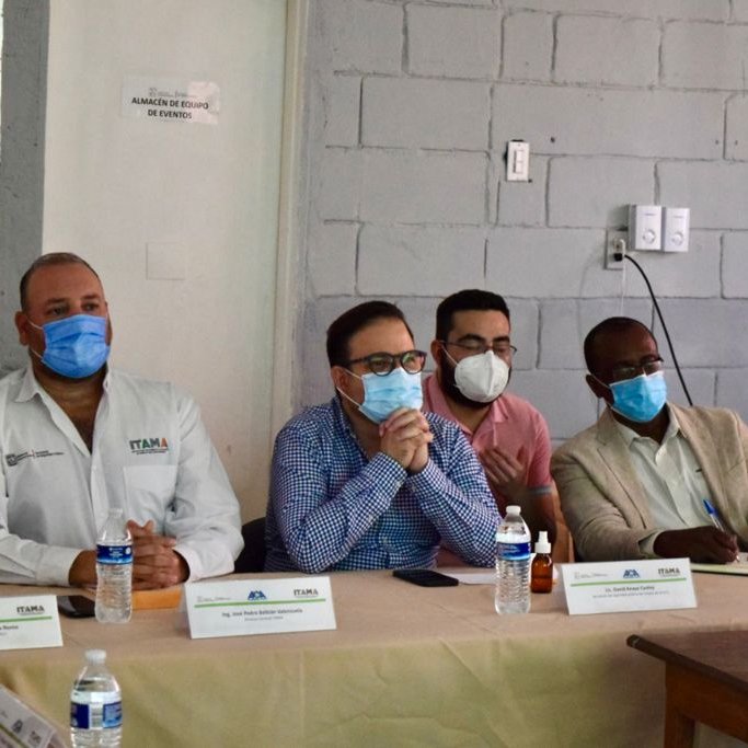 El Srio @davidanayac y el titular del Itama <a href="/jpedrobelt1/">Pedro Beltran</a> hoy encabezaron la apertura de la reunión con Auditores de la Asociación Americana de Correccionales, donde se evaluaron el cumplimiento de los 131 estándares necesarios para recibir la acreditación del Centro Hermosillo 1.