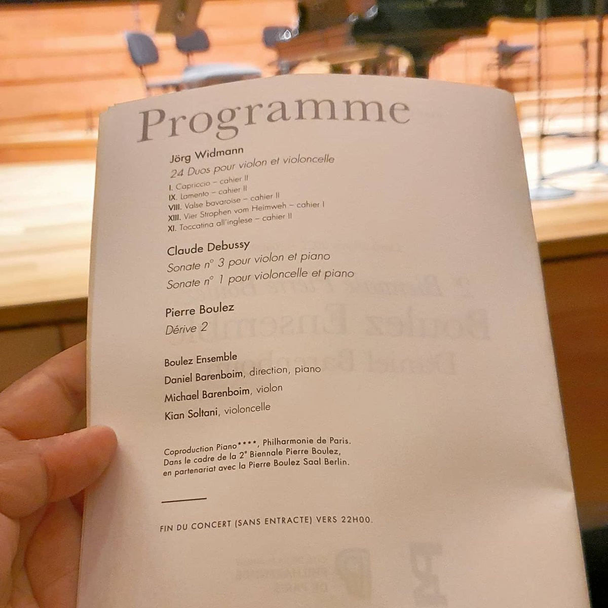 helene_mahln's tweet photo. 🎶 Wonderful concert tonight at the @philharmonie de #Paris!
Bravo and thank you #BoulezEnsemble #MichaelBarenboim #violin #KianSoltani #cello and #DanielBarenboim @DBarenboim  #direction #piano !
#JörgWidmann #Debussy #Boulez
#Dérive2
📷 @helene_mahln - 28 juin 2021 https://t.co/iqrHiaABy2