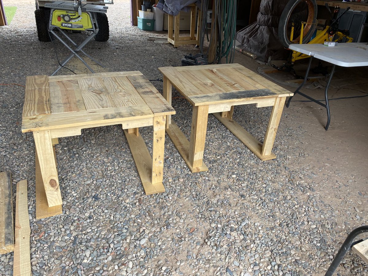 TanyaKevin888's tweet photo. Person who bought my pallet coffee table wanted end tables to match. #builtbyme https://t.co/719msct3M5