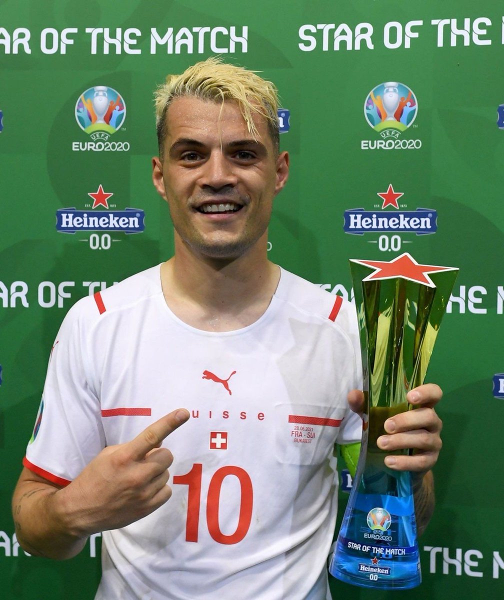 Vibes Foot tweet media