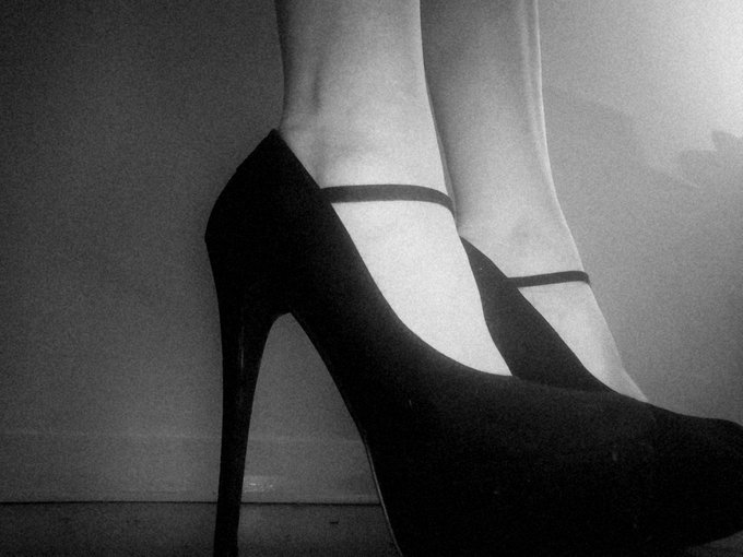 Kiss them.   Findom femdom heels https://t.co/O4rEXV1riW<a href="/tag/porn"class="tags"><span>#porn</span></a><a href="/tag/ass"class="tags"><span>#ass</span></a><a href="/tag/onlyfans"class="tags"><span>#onlyfans</span></a>