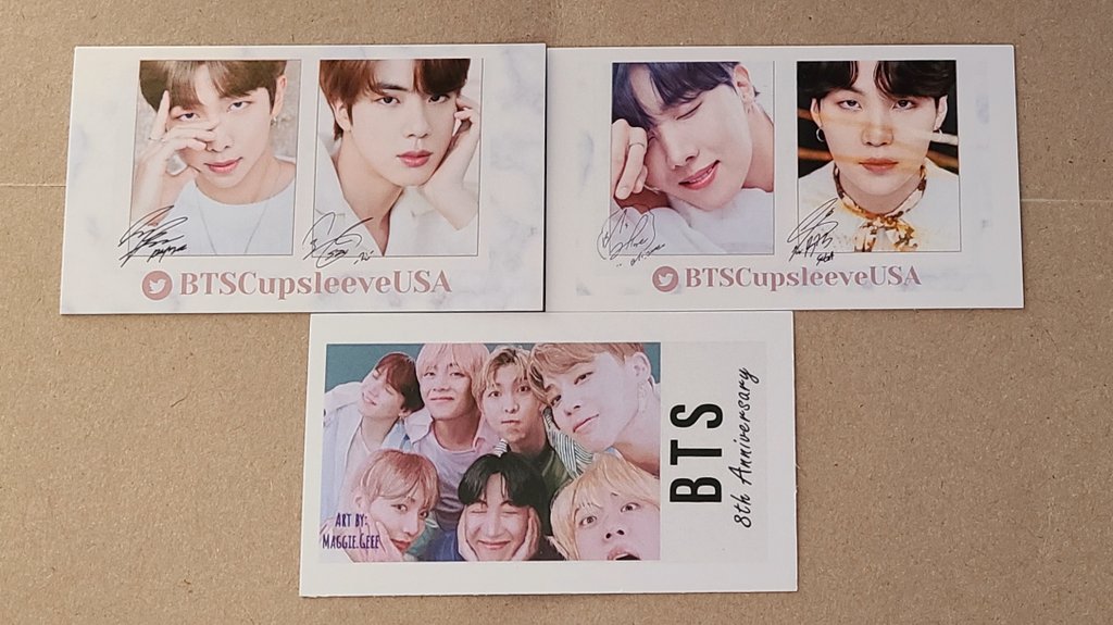 discobts's tweet photo. late post but thank you @BTSCupsleeveUSA for your #EternalWithBTS event and these goodies!! ๐ https://t.co/tHWIMfcVQt
