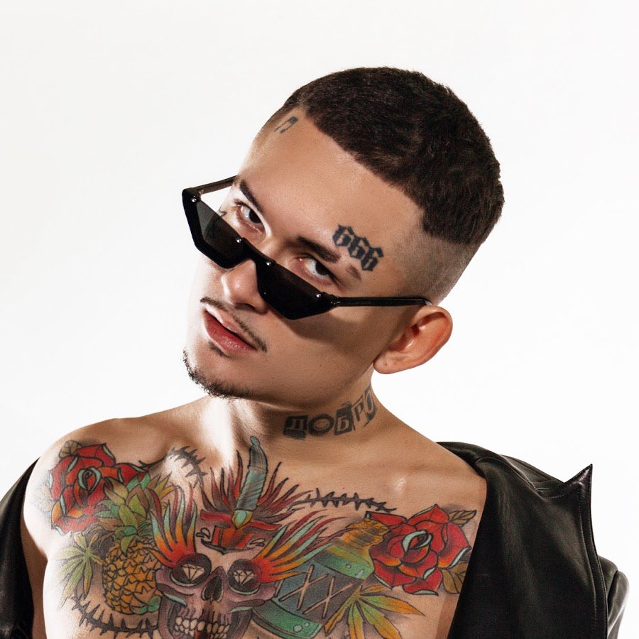 страж галактики tweet media