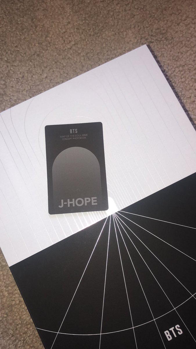 BXyaire's tweet photo. WTT!!!
Have: Jhope route version
Want: JK Route version
#bts #btspc #btswtt #routeversion #jhopepc https://t.co/opBN47liil