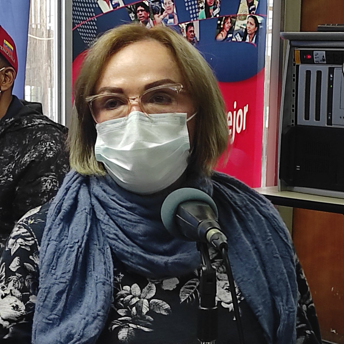 #DefensaIntegral La Autoridad Única de Salud anunció que en Táchira tenemos 16 mil 684 personas inmunizados y 69 mil 982 vacunados, gracias a las políticas del Gobierno Nacional a través del Ministerio de Salud. 
.@ovidio_delgador 
#PeriodismoBicentenario