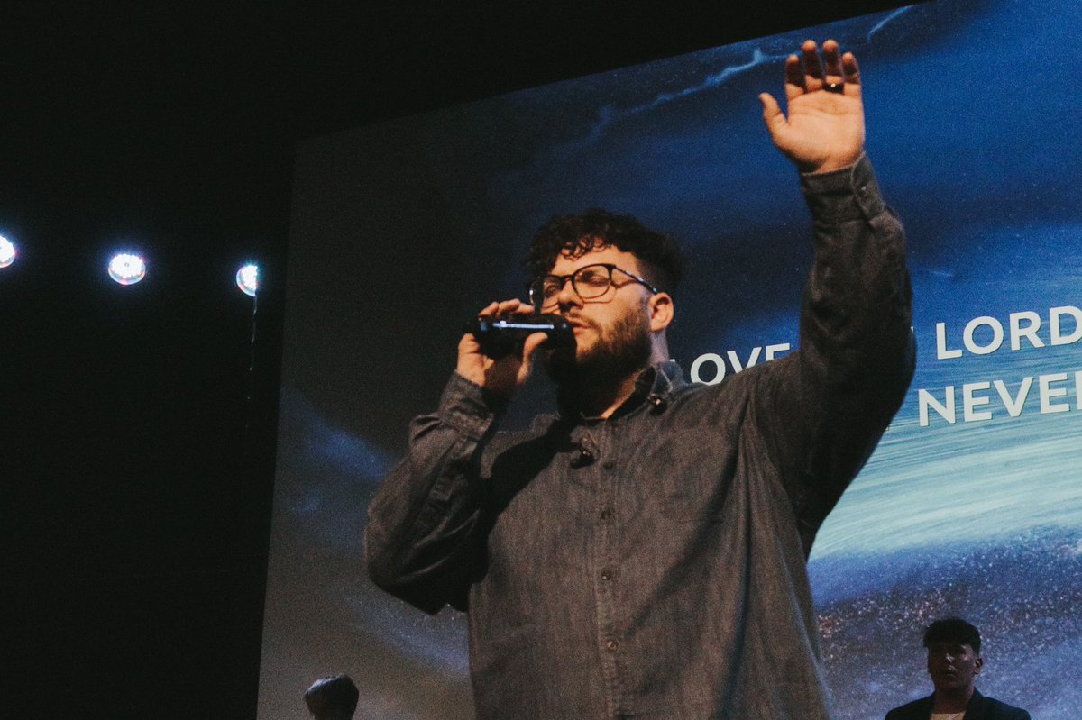 reachcitychurch's tweet photo. #HolySpirit
You are welcome here
Come flood this place
And fill the atmosphere
•••
Your glory
Is what our hearts long for
To be overcome
By your presence, Lord https://t.co/3auY3o74zy