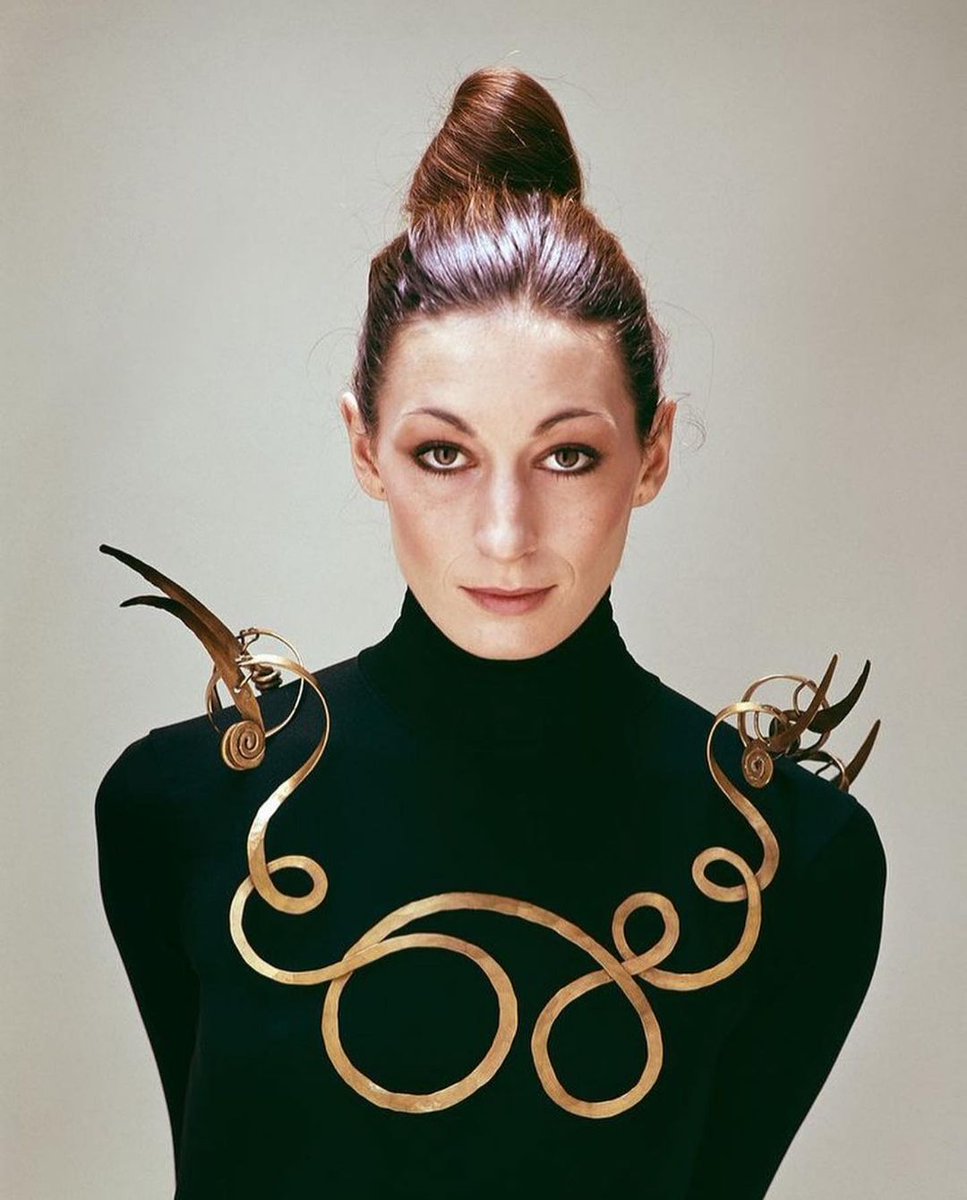 Anjelica Huston photographed by Evelyn Hofer, 1976