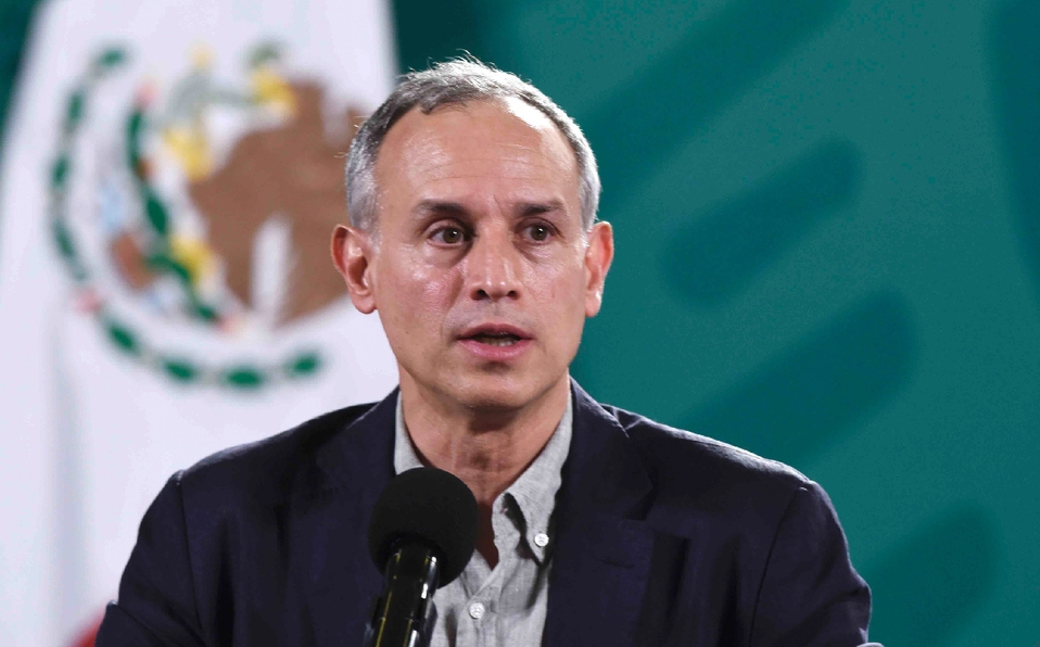 Milenio's tweet photo. "Ha cruzado muchas líneas": Piden que López-Gatell renuncie tras llamar golpistas a papás de niños con cáncer https://t.co/cDN30ghRms https://t.co/nZ0lcw4810