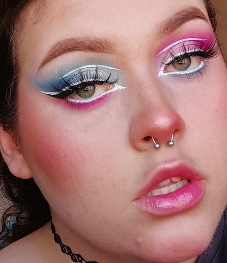esloca00's tweet photo. Los makeups que he estado haciendo durante esta semanita por el pride✨🏳️‍🌈

Todo en mi insta: @starlo.makeup https://t.co/CgoliF2Mpa