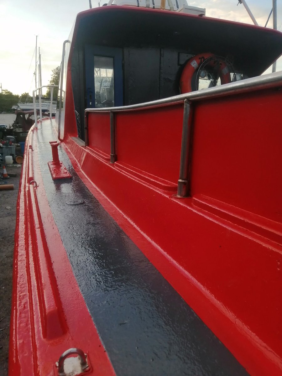 AnglingIsland's tweet photo. Swit swoo!!
The painting on the #mvnorvic is coming along nicely 😊  still at it
#cunnamore #baltimore #schull #heirisland
#capeclear #sherkin #WestCorkIslands #purecork #WildAtlanticWay #westcork #cork #KeepDiscovering https://t.co/ipAow9AVRy https://t.co/GMLGOagQoA