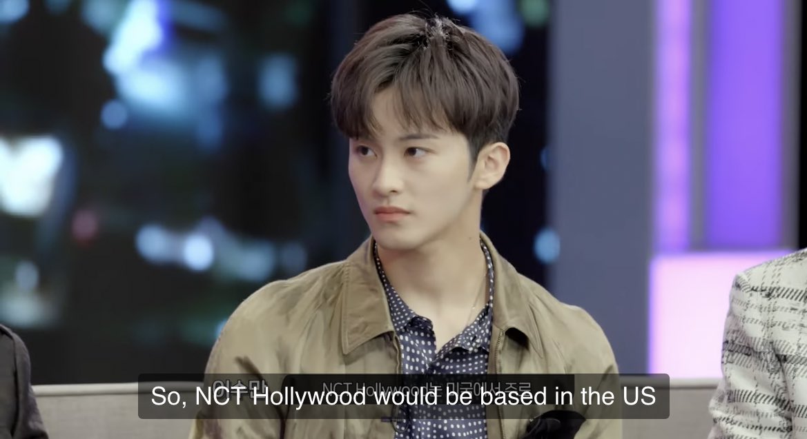JAEDRV's tweet photo. look at mark's reaction when lsm mentioned NCT hollywood https://t.co/Nml40HSEgi