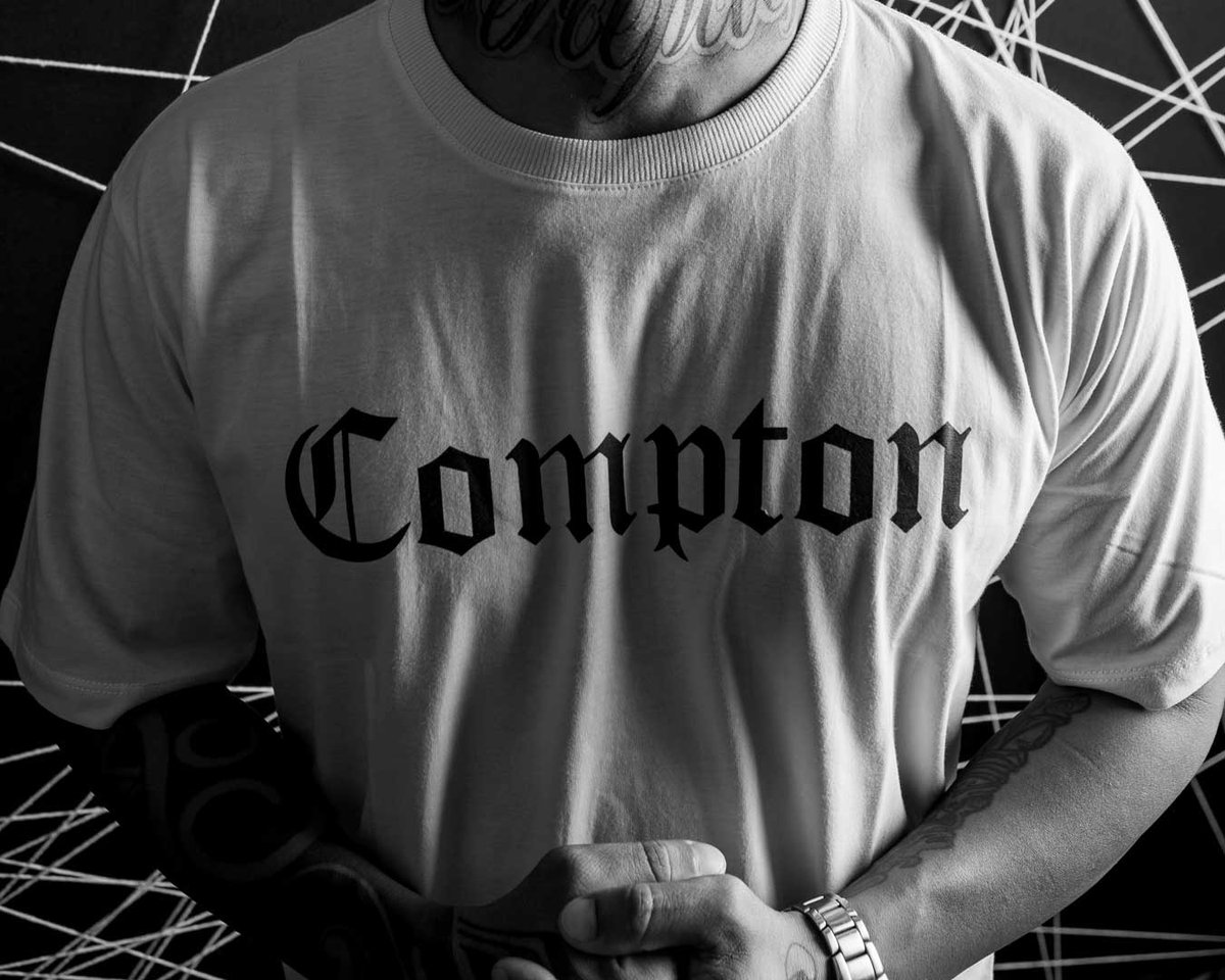 comptonBrasil's tweet photo. Compton - Bonés, Camisetas e Acessórios
O seu estilo é você quem faz, da rua pras ruas 🔥
https://t.co/6fwHHxujYz ✅
Site Oficial ®

#comptonbrasil #compton #usecompton https://t.co/fDYBCYeWUN