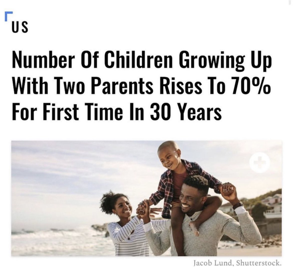 mariolopezviva's tweet image. One of the best headlines I’ve read in a while. Nothing more important in determining a child’s future than having 2 loving parents…